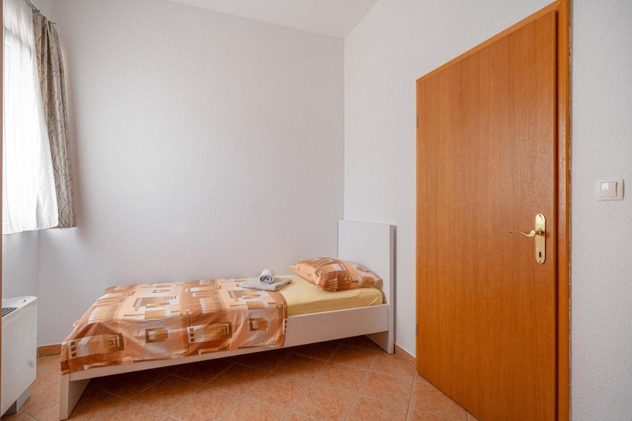Apartments Miskovic โวดีเซ ภายนอก รูปภาพ