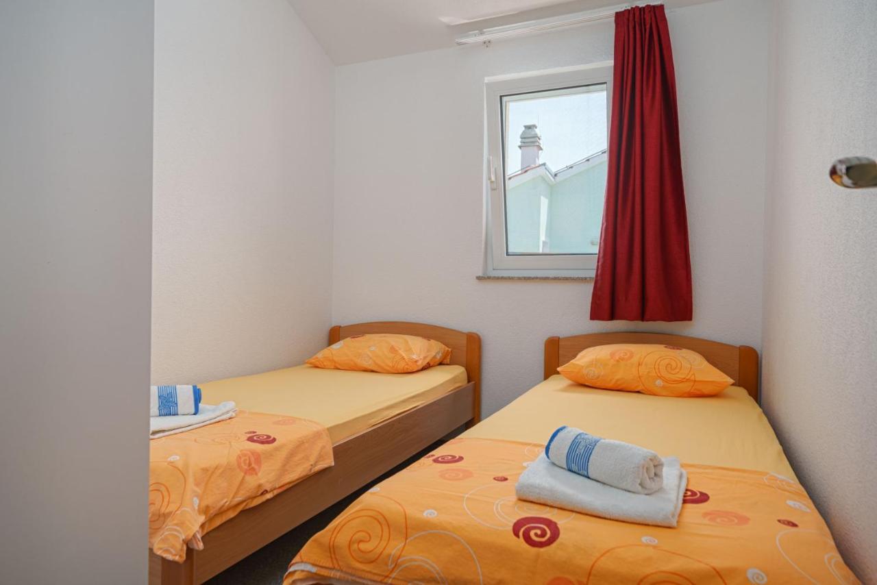 Apartments Miskovic โวดีเซ ภายนอก รูปภาพ