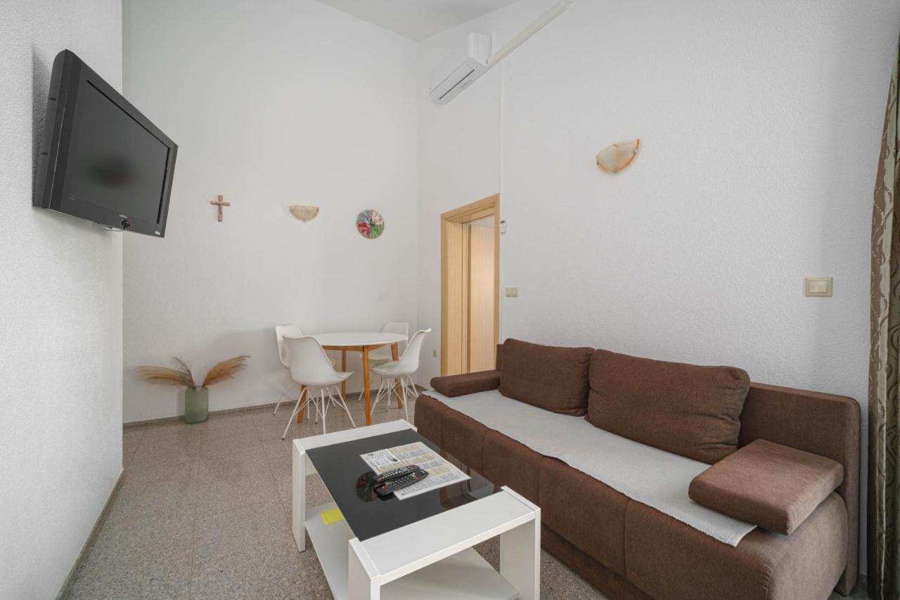 Apartments Miskovic โวดีเซ ภายนอก รูปภาพ