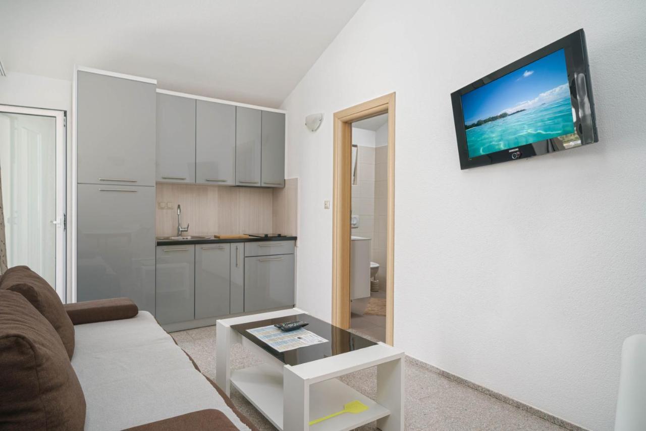 Apartments Miskovic โวดีเซ ภายนอก รูปภาพ