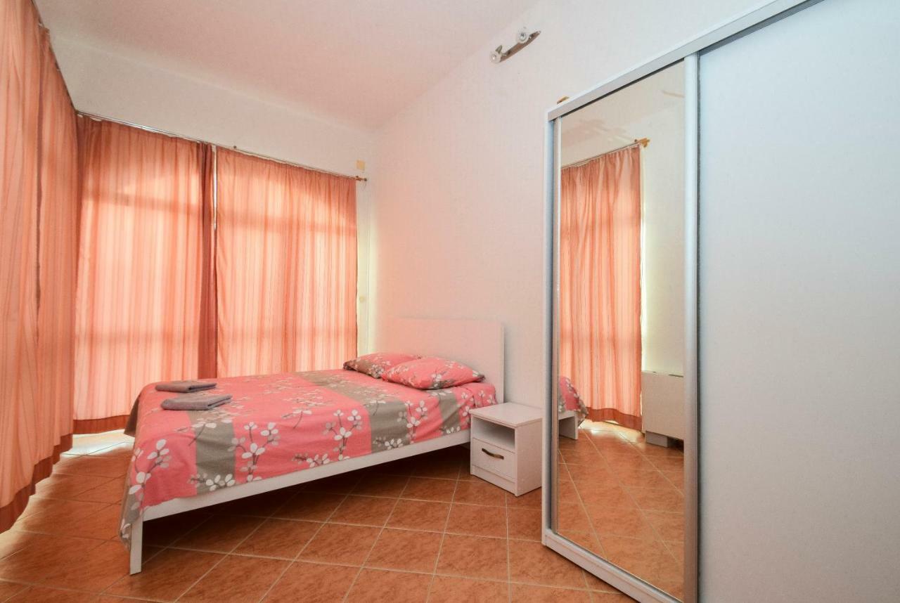 Apartments Miskovic โวดีเซ ภายนอก รูปภาพ