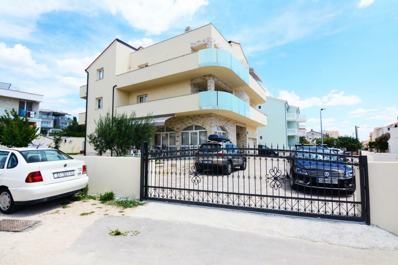 Apartments Miskovic โวดีเซ ภายนอก รูปภาพ